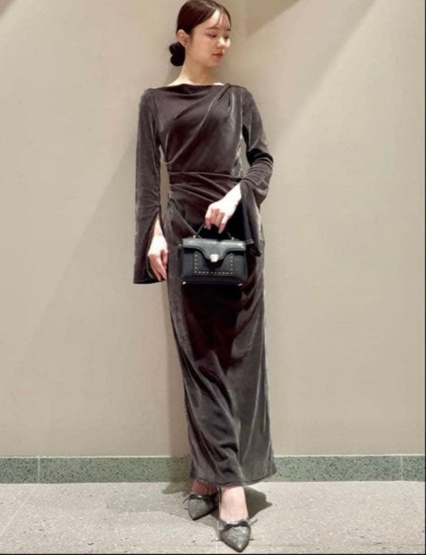 SNIDEL スナイデル フロッキーベロアドレープドレス　ダークグレー