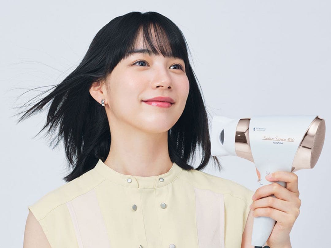 美品‼️美髪ヘア ドライヤー★イオンバランステクノロジー搭載