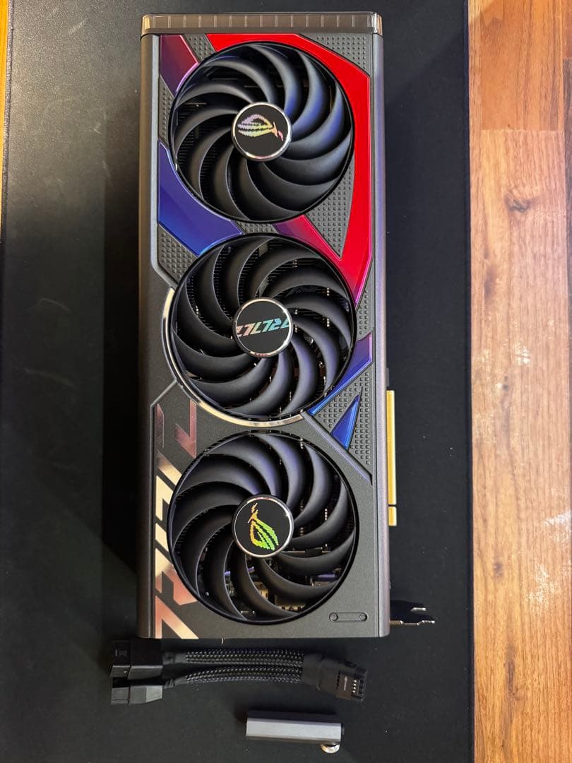 グラフィックボード・グラボ・ビデオカード ROG STRIX GAMING GeForce RTX 4070 SUPER