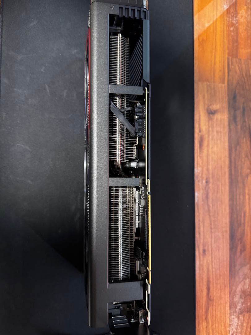 グラフィックボード・グラボ・ビデオカード ROG STRIX GAMING GeForce RTX 4070 SUPER