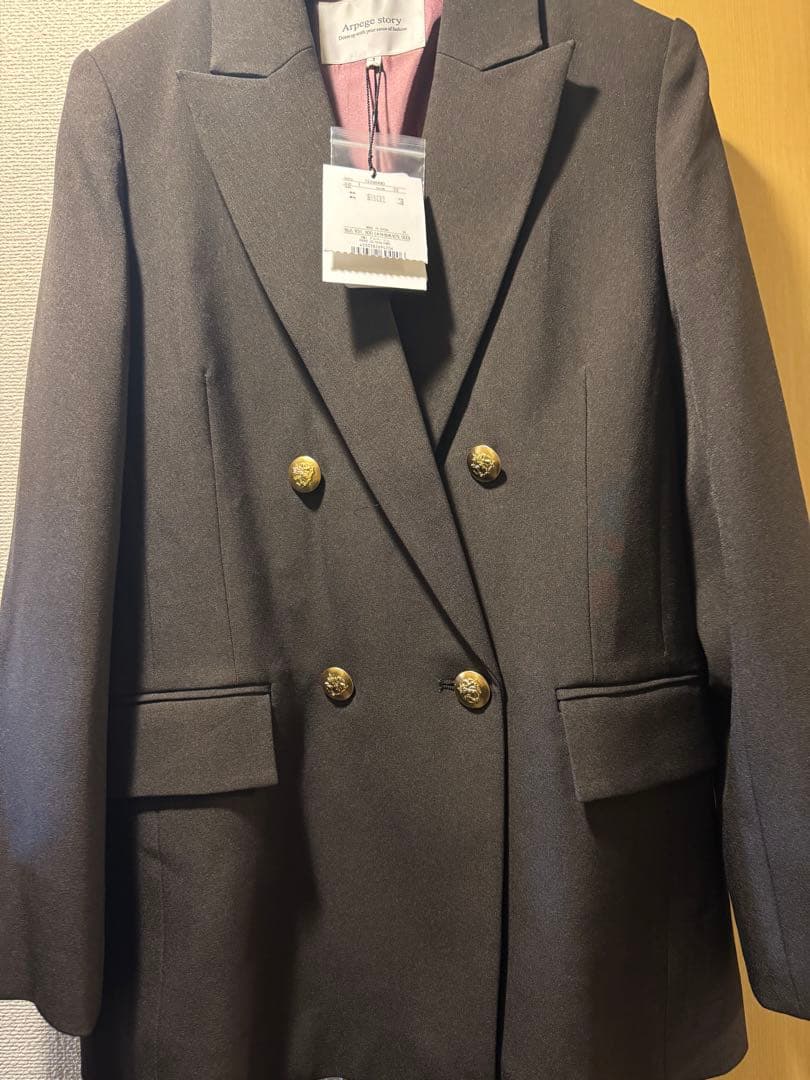 アルページュストーリーオリジナル　ダブルボタンテーラードジャケット　新品タグ付き