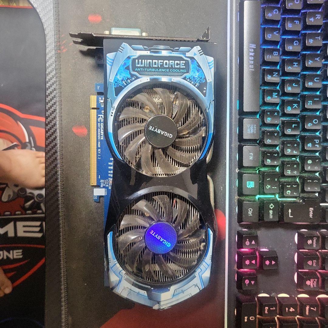 GIGABYTE WINDFORCE グラフィックボード