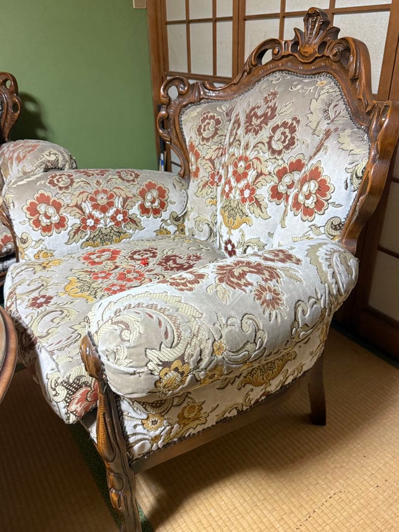 ソファ 1p イタリア製 ロココ調 姫系　猫脚 アンティーク風ダマスク柄