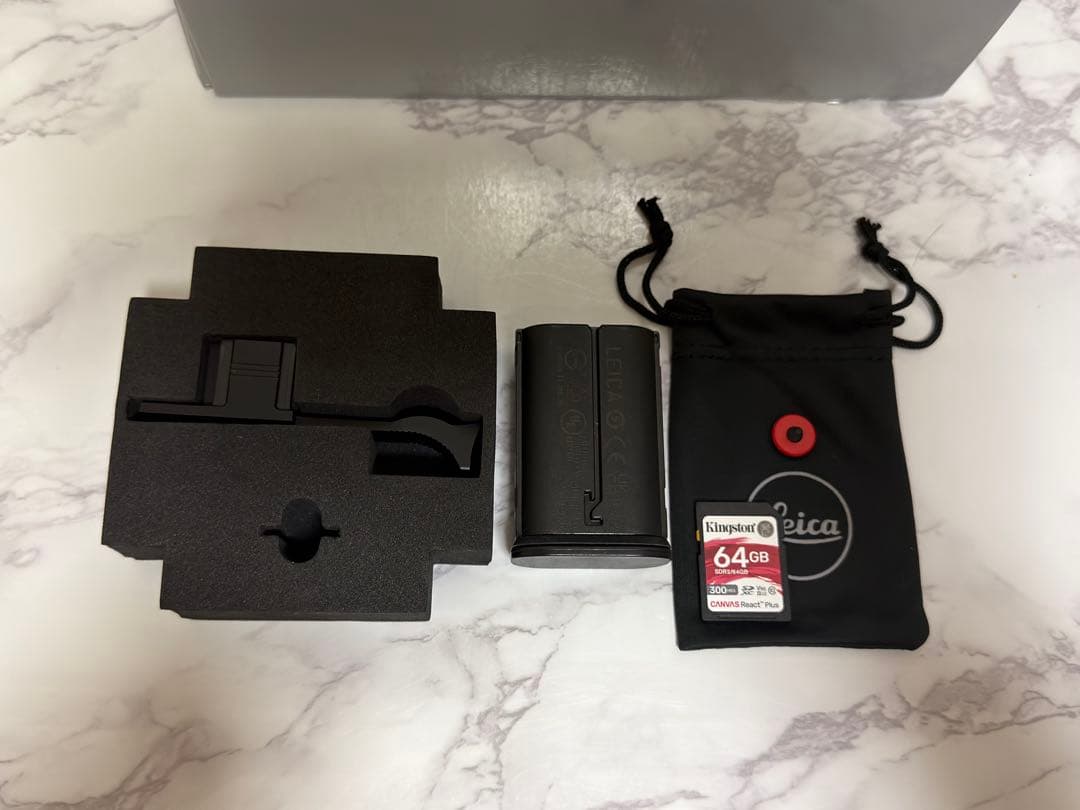 Leica Q3 付属品あり