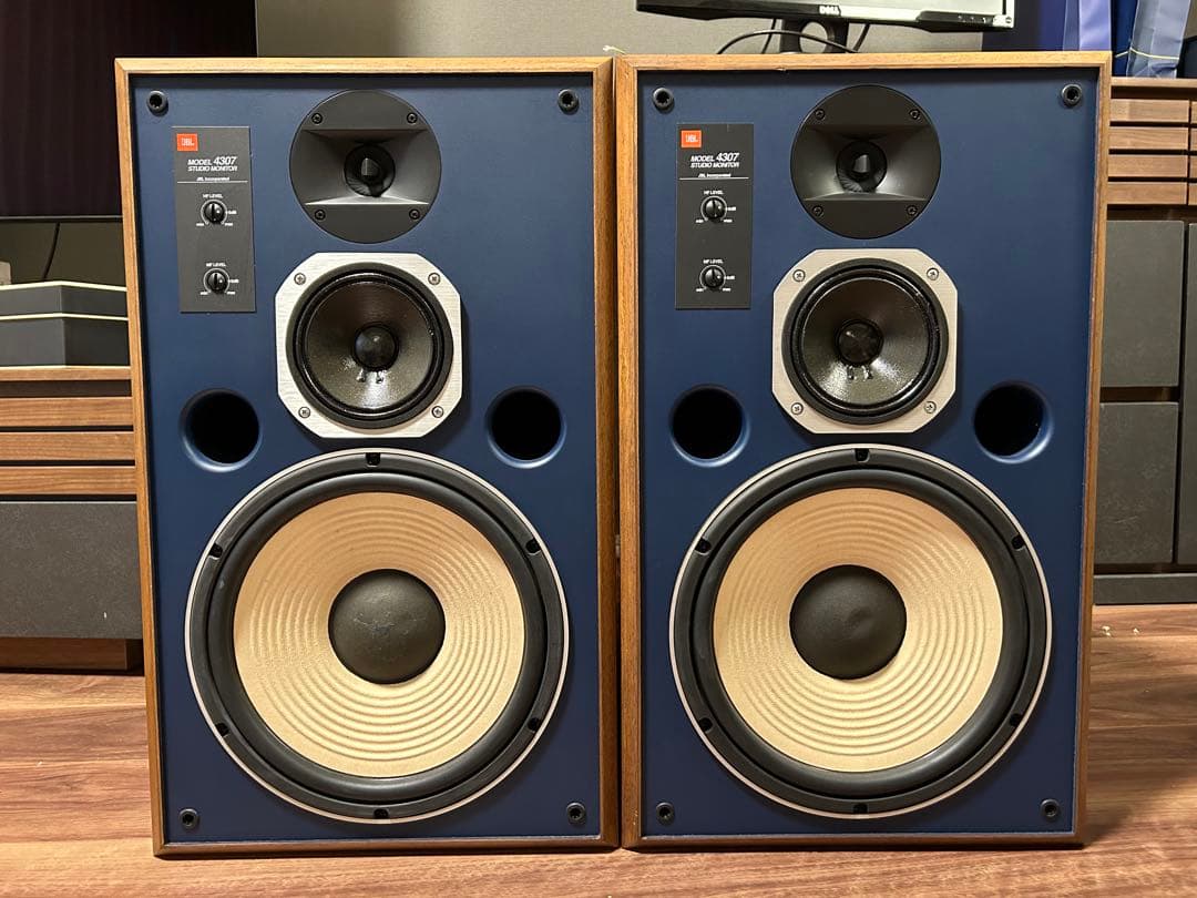 JBL 4307-3ウェイブックシェルフ型スピーカー2個セット　中古