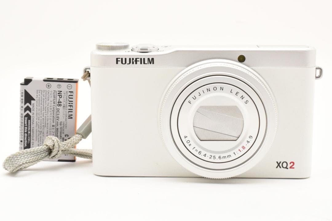 Fujifilm XQ2 ホワイト コンパクトデジタルカメラ