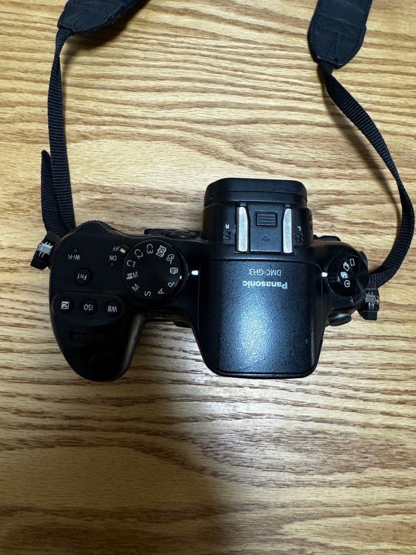 Panasonic LUMIX GH3 ミラーレス レンズ付