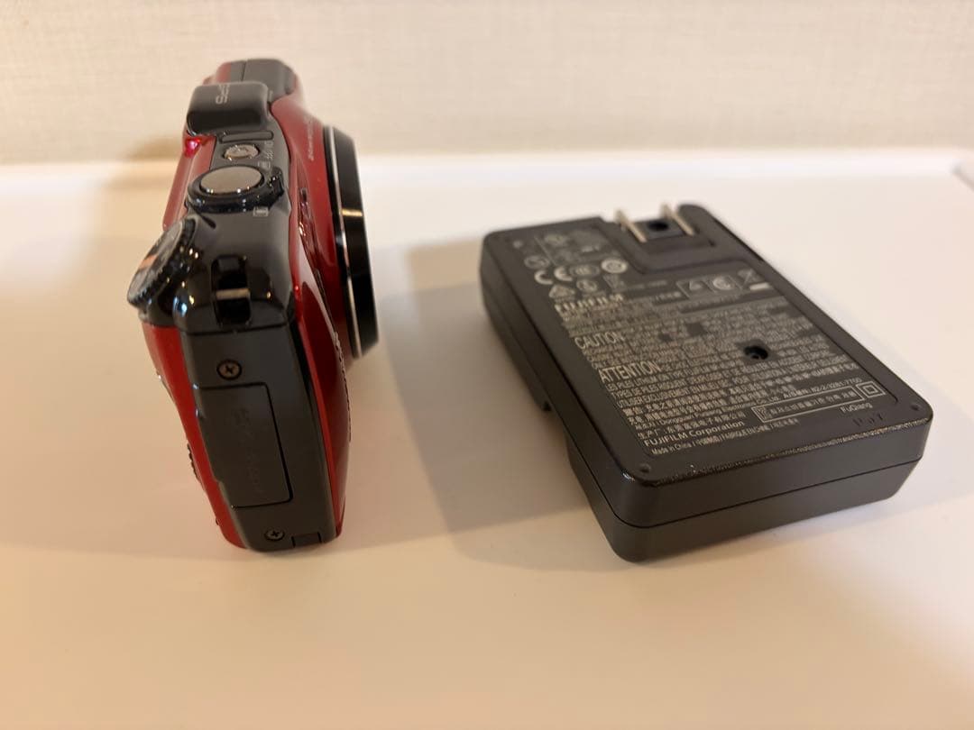 デジタルカメラ FUJIFILM finepix F600EXR