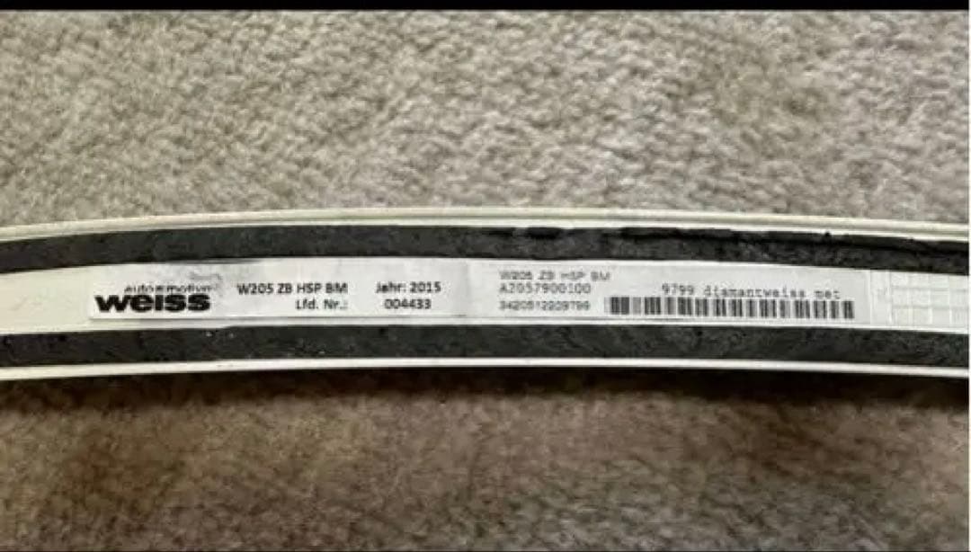 ま*ん様 メルセデスベンツ W205 AMG純正 トランクスポイラー