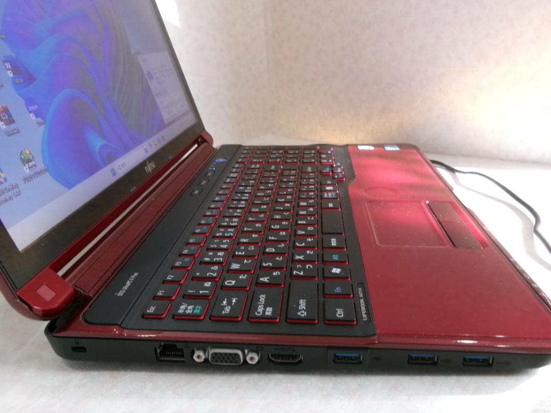 富士通 FMV LIFEBOOK FMVA77HR Office2021