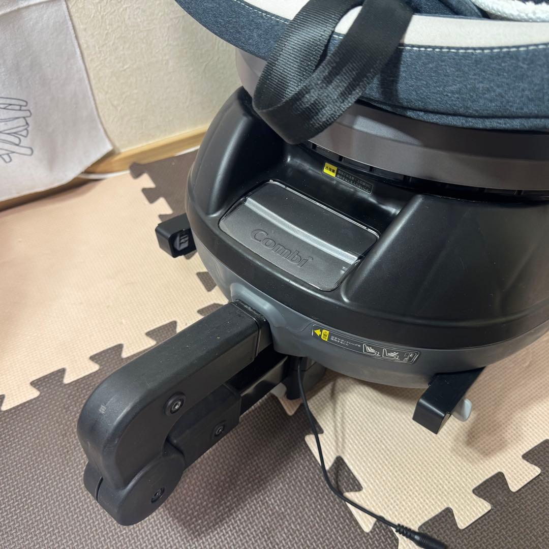【美品】コンビチャイルドシート クルムーヴスマートisofix JJ-800