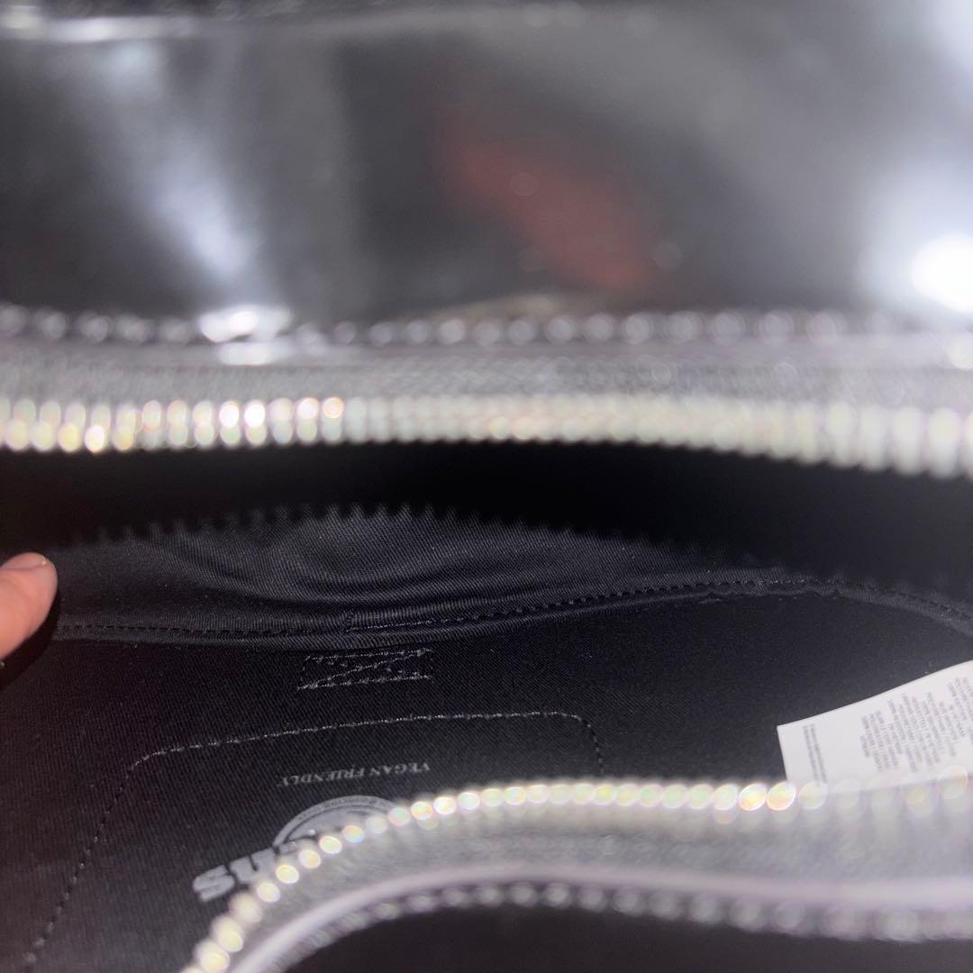 ドクターマーチン　ショルダーバッグ　リボン