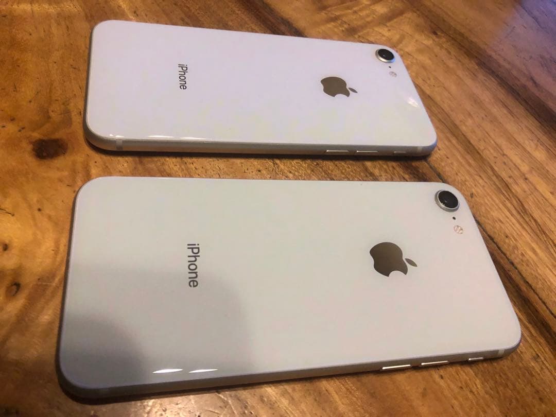 アイホン8 128G SIMフリー　2台セット