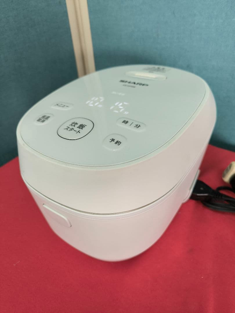 2023年製美品　シャープ IH炊飯器 3合 一人暮らし　KS-HF05B-W