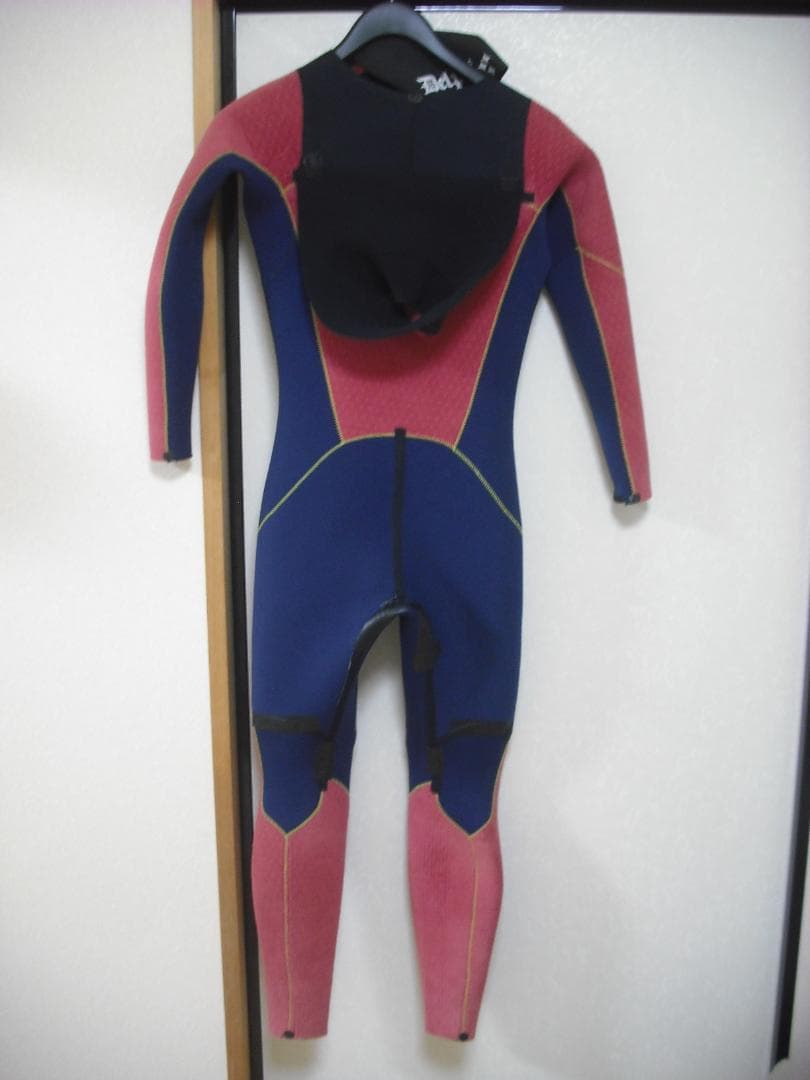 【使用感わずか】DELPH　セミドライウエットスーツ　M～ML相当