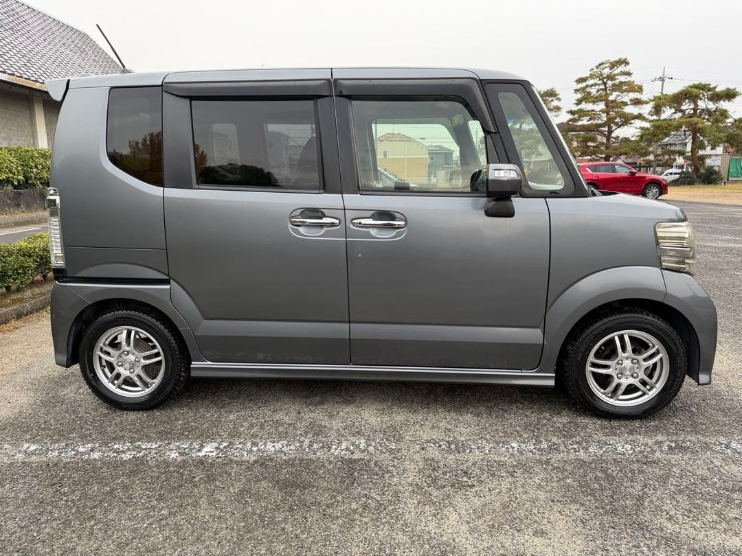 ホンダ⭐️N-BOXカスタムG・Lパッケージ⭐️車検2年付‼️綺麗‼️