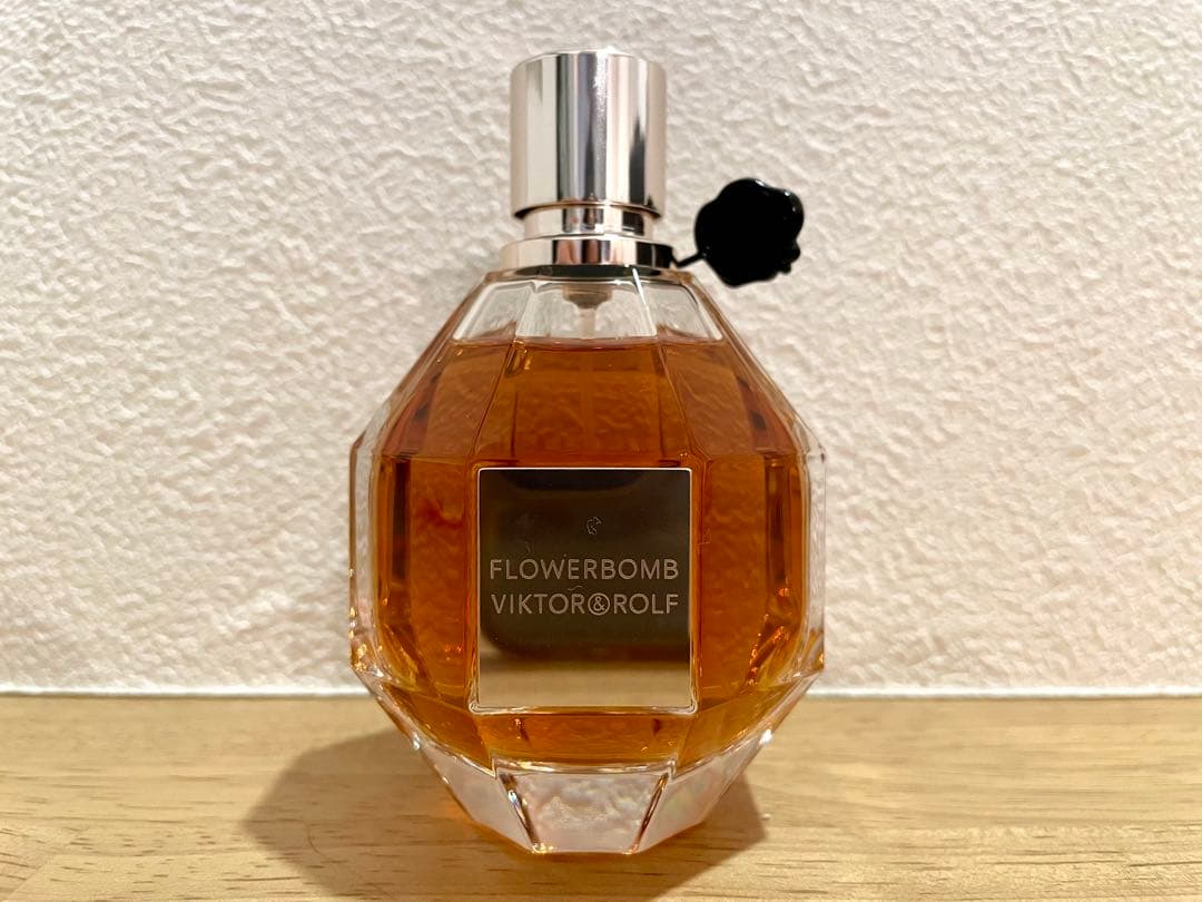 FLOWERBOMB VIKTOR&ROLF 香水 (100ml)