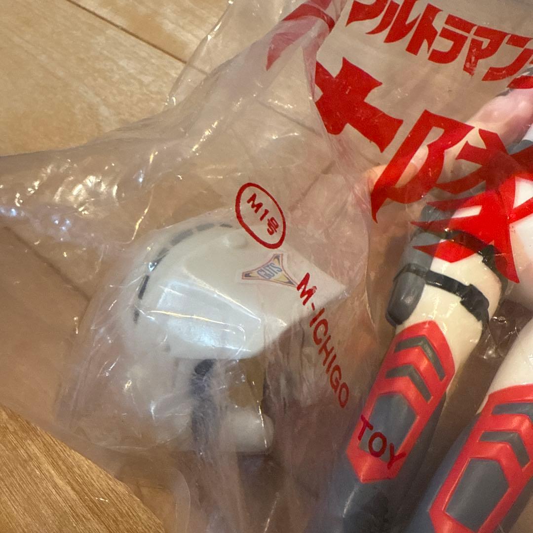 未開封 M1号 ウルトラシリーズイベント限定版 レナ隊員