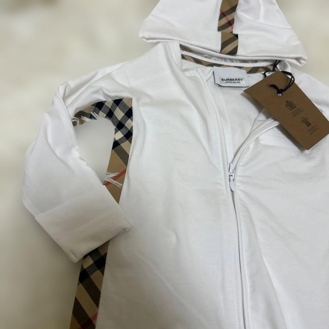 【新品タグ付】BURBERRY バーバリー　ノバチェック　ロンパース　帽子付き