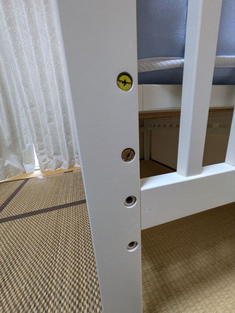 ファミリア　ベビーベッド　ホワイト