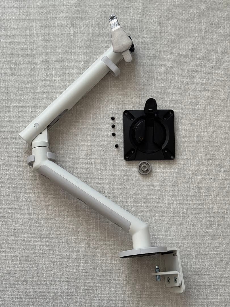 ハーマンミラー CBS モニターアーム FLO ホワイト