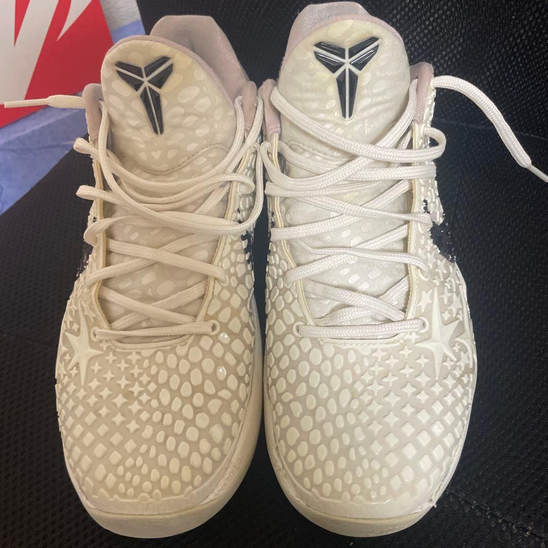 Nike バスケットボールシューズ ホワイト/ブラックコービー6プロトロ