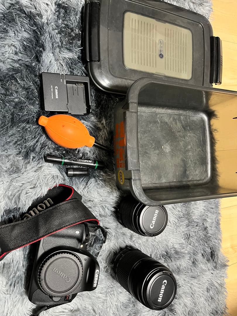 Canon Eos kiss x6iデジタル一眼レフカメラ ダブルズームキット