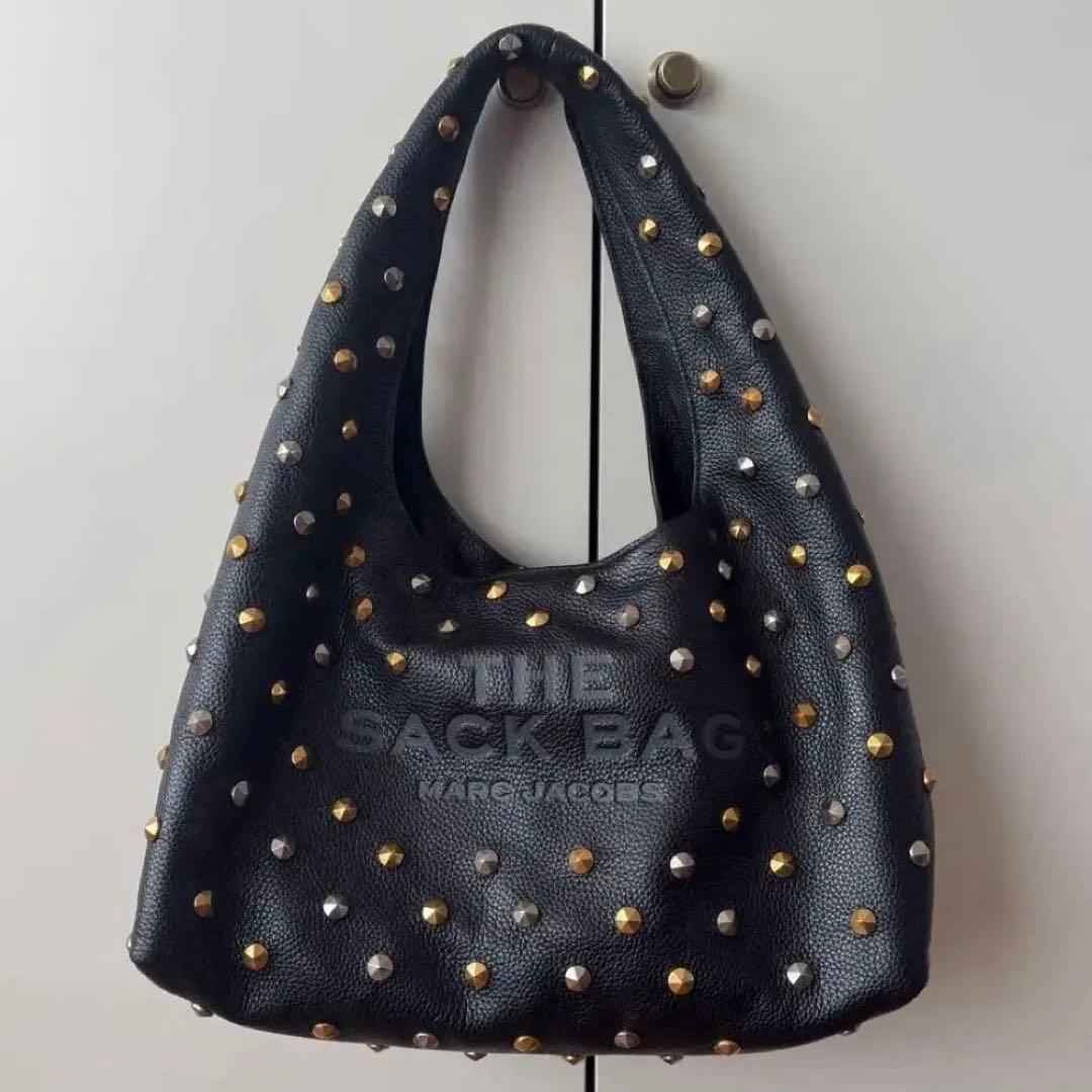 【完売品】 marc jacobs the sack bag スタッズ 黒