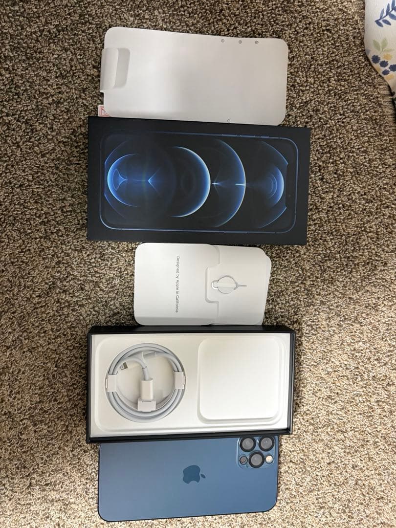 Apple iPhone 12 Pro 青色 本体