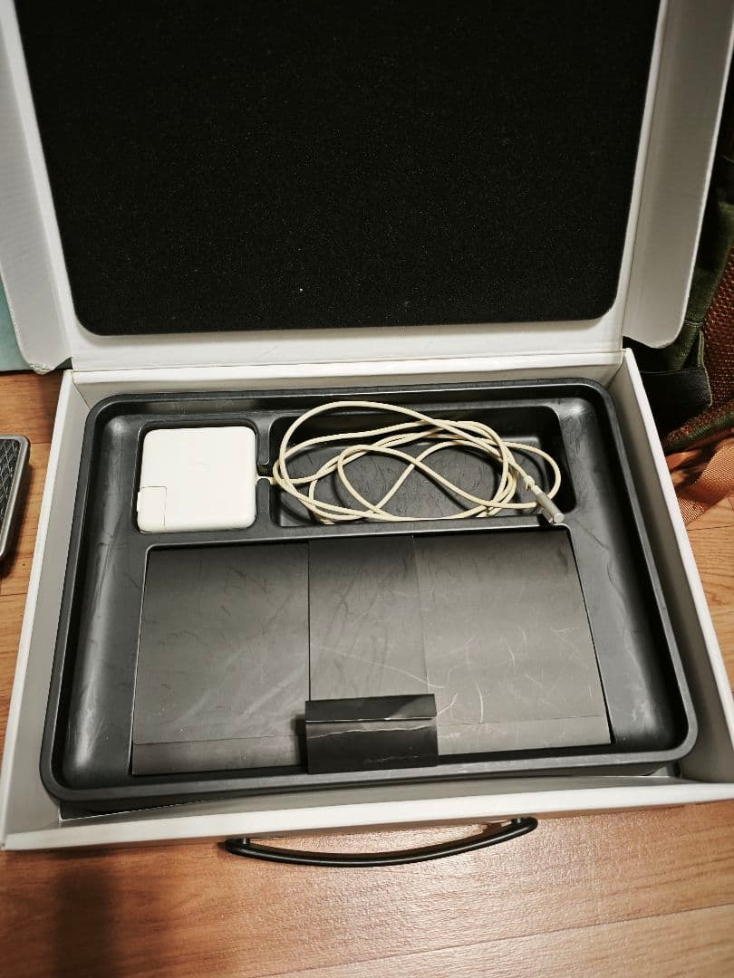 MacBook Pro (13-inch, Early 2011) 本体