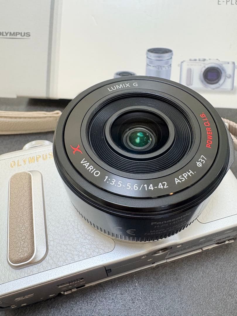 mitiさま★OLYMPUS PEN E-PL8 ダブルズームキット