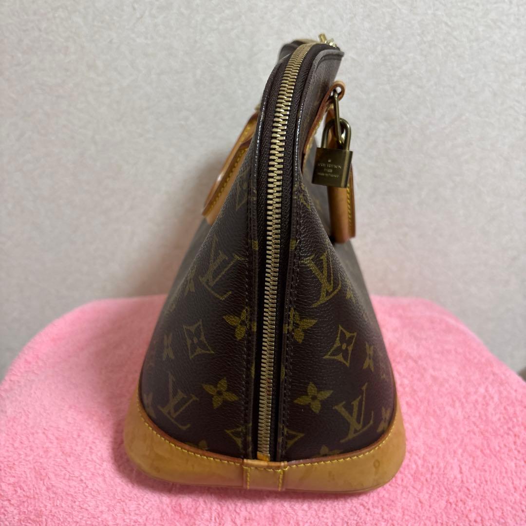 ⭐︎ちゃむ　値下げ⭐︎ LOUIS VUITTON アルマ ハンドバッグ