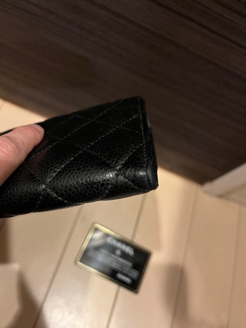 CHANEL キャビアスキン　ブラック長財布　マトラッセ