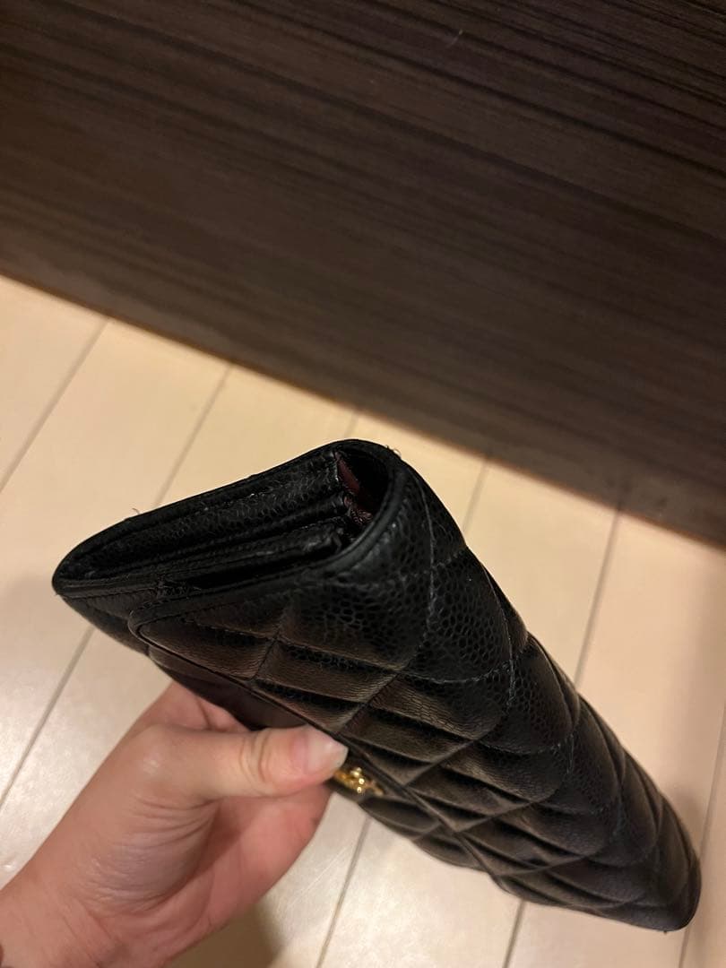 CHANEL キャビアスキン　ブラック長財布　マトラッセ