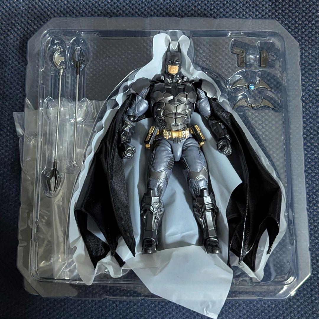 アメージングヤマグチ リボルテック バットマン アーカムナイト