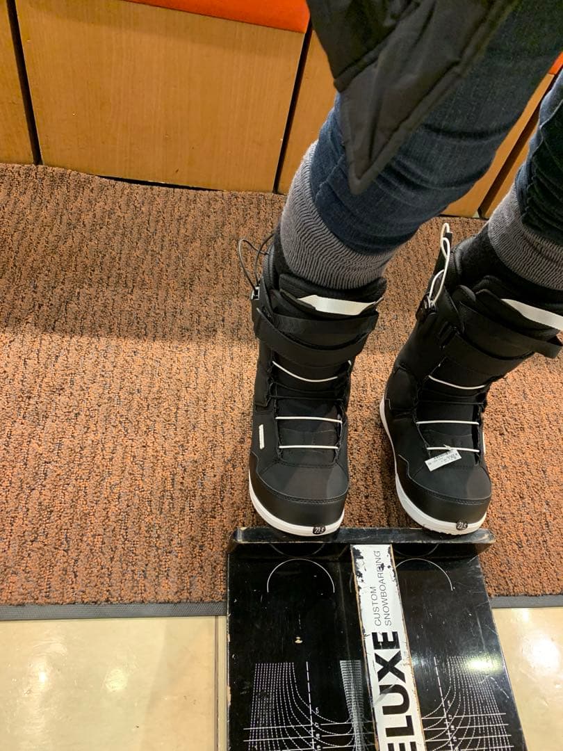 Deeluxe Team ID LARA 23.5cm 熱成形スノーボードブーツ