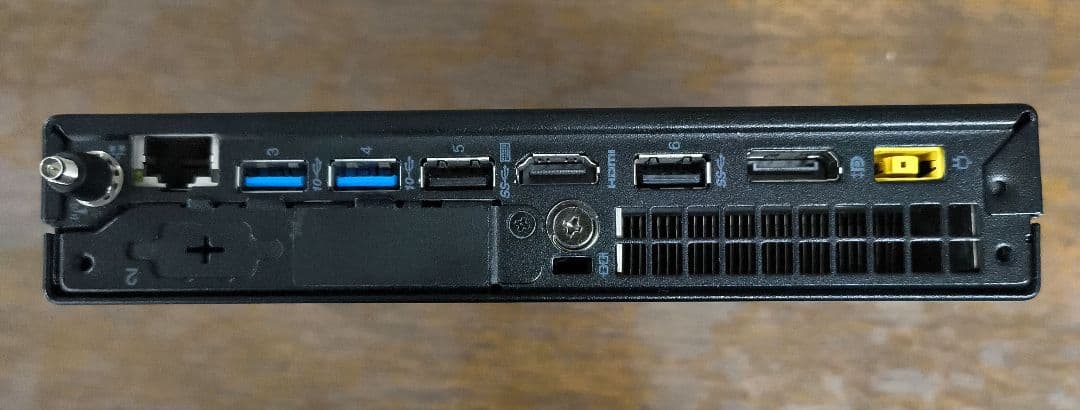 Lenovo ThinkCenter M720q デスクトップパソコン