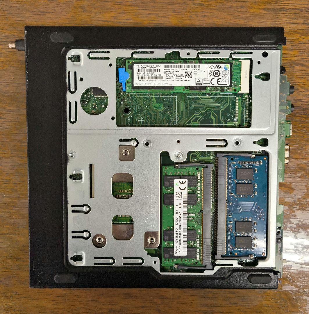 Lenovo ThinkCenter M720q デスクトップパソコン