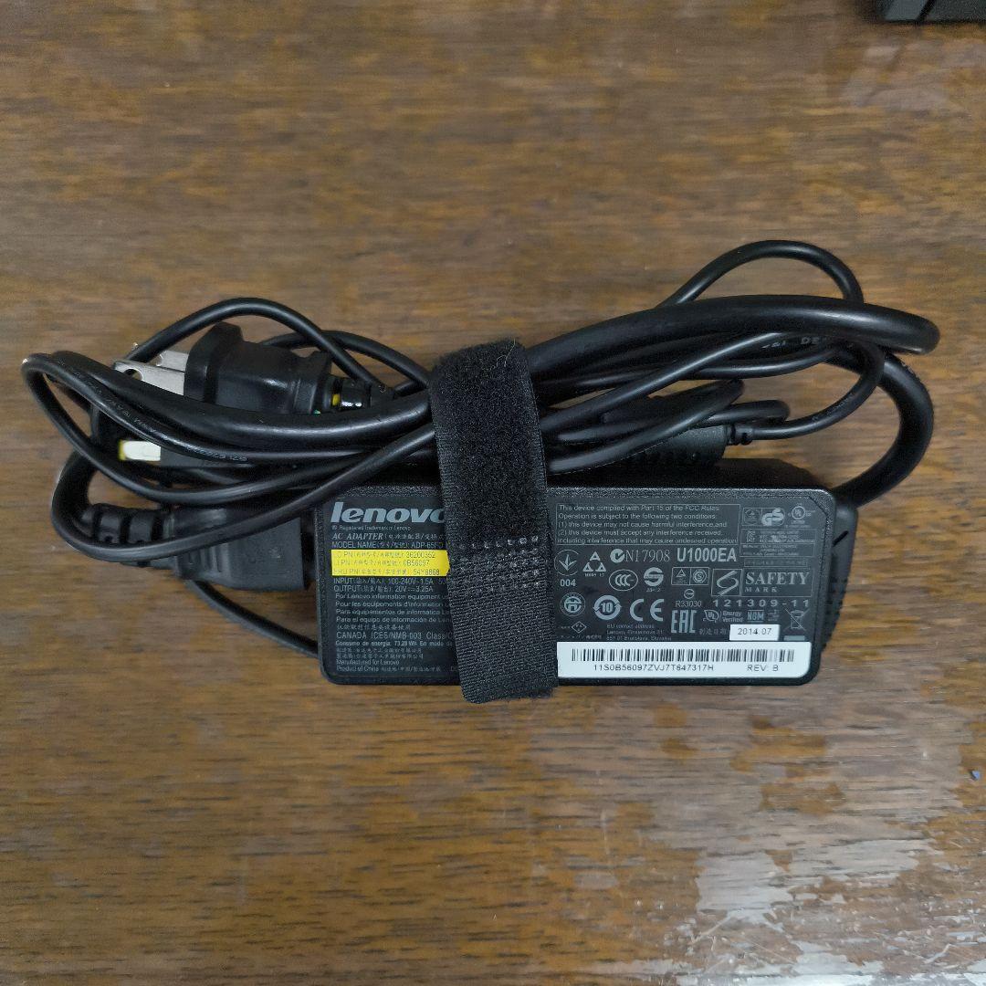 Lenovo ThinkCenter M720q デスクトップパソコン