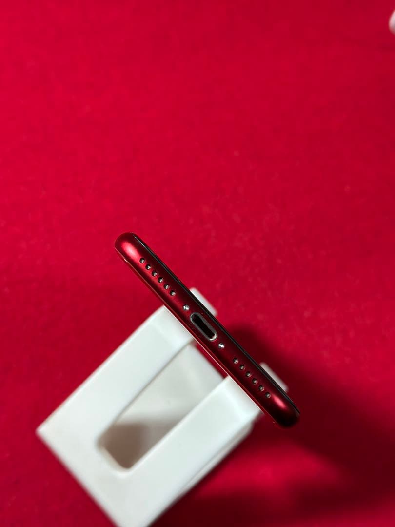 【5878】iPhone SE3第3世代レッド 64GB simフリー