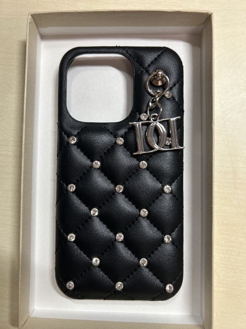 Darich キルティングビジューDDチャームiPhone14proケース