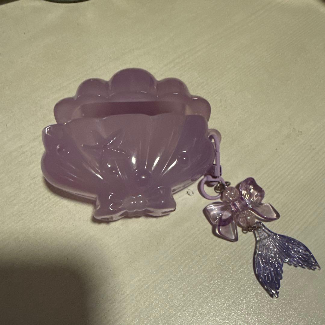 AirPods Pro 本体とシェル型ケース