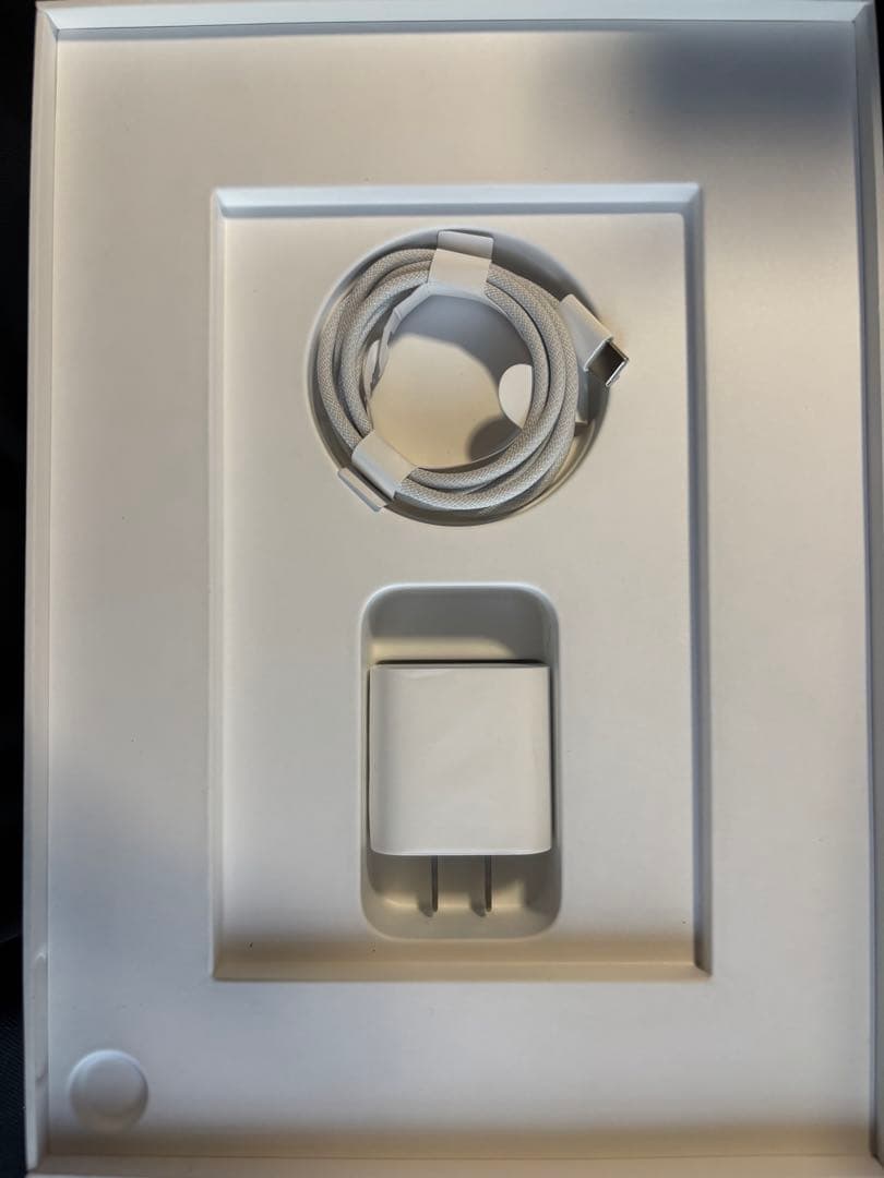 11インチiPad Air(M2) Wi-Fi 256GB blue