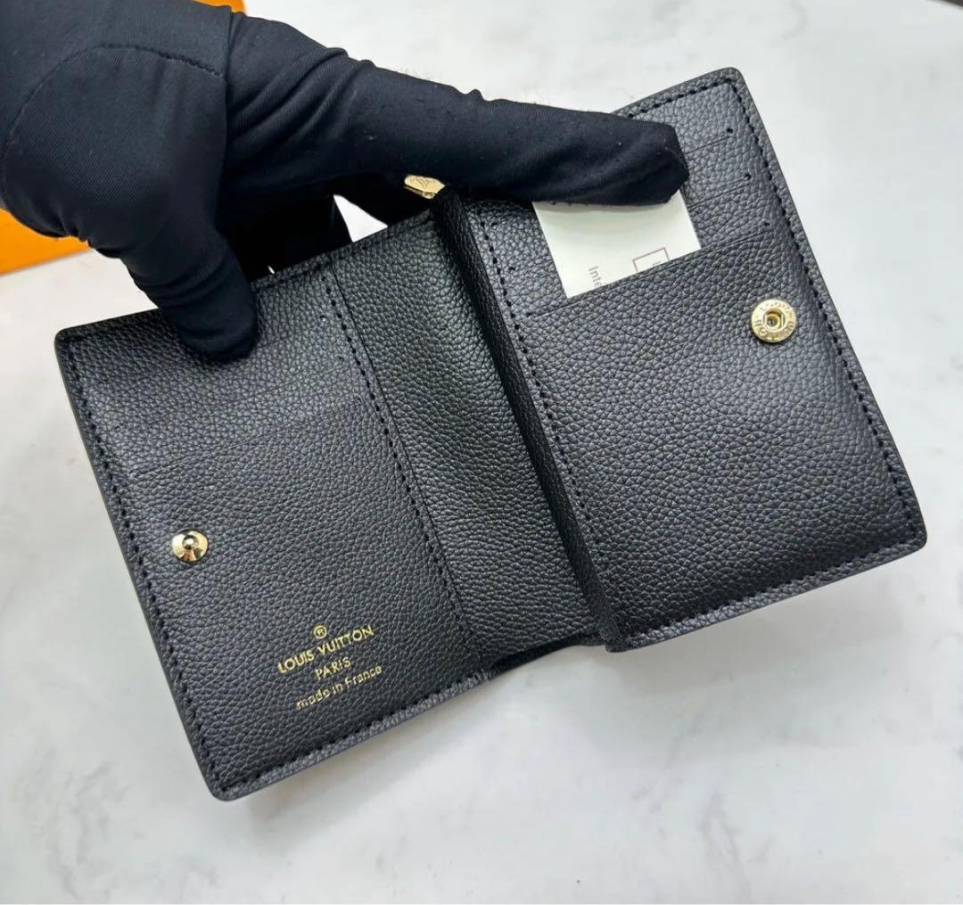 Louis Vuitton ブラック 短財布