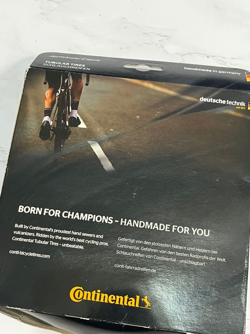 ドイツの有名ブランド、コンチネンタルのチューブラタイヤ「スプリンター」黒タイプ