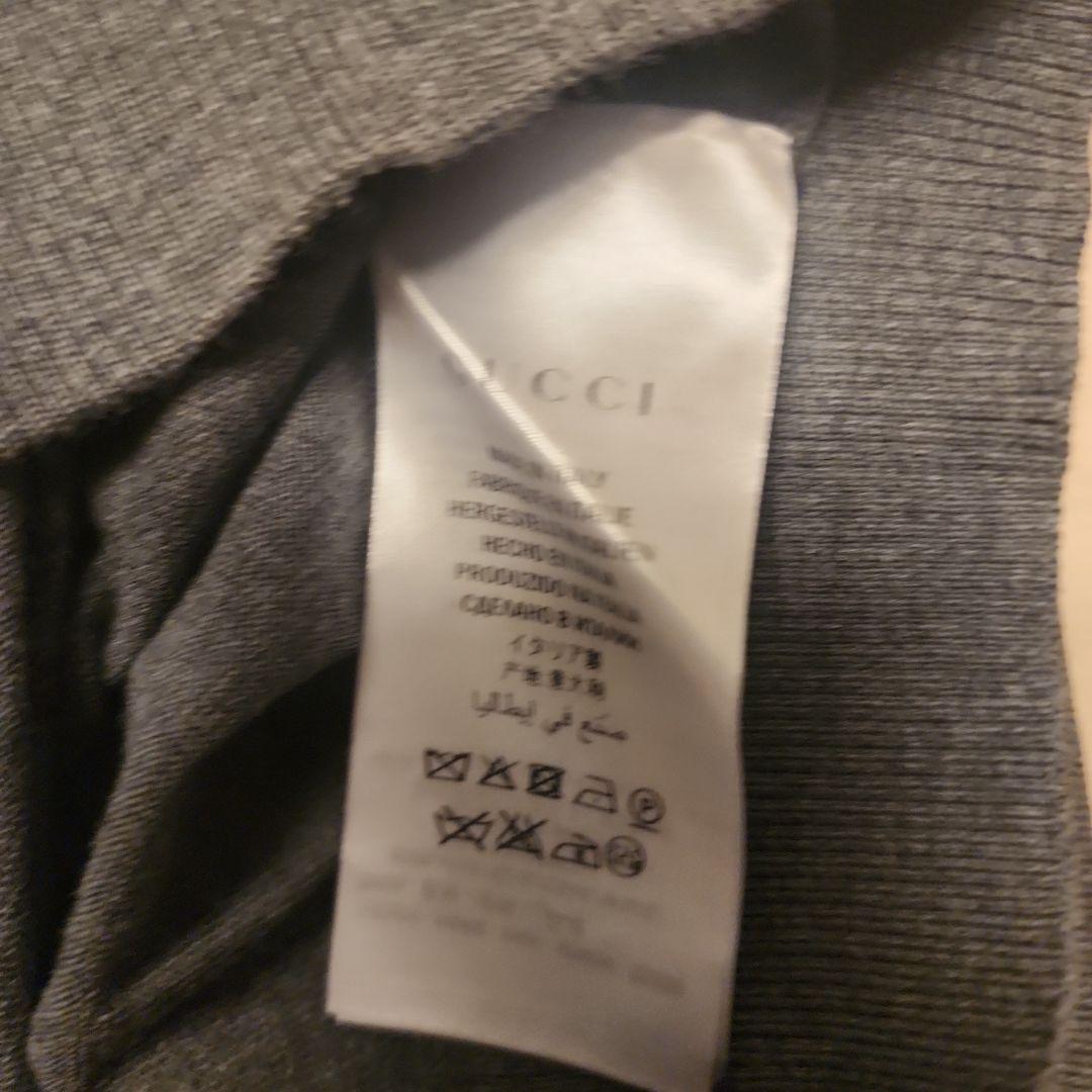 GUCCI グレー Vネックニット