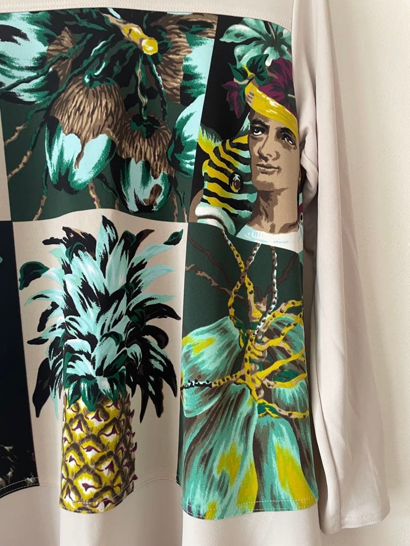 トクコプルミエブォル/アートワークAラインチュニックワンピース