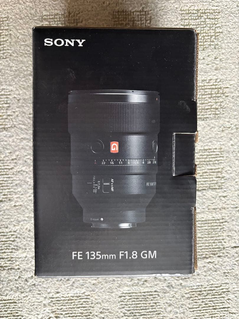 SONY FE 1.8/135 GM レンズ、付属品あり。