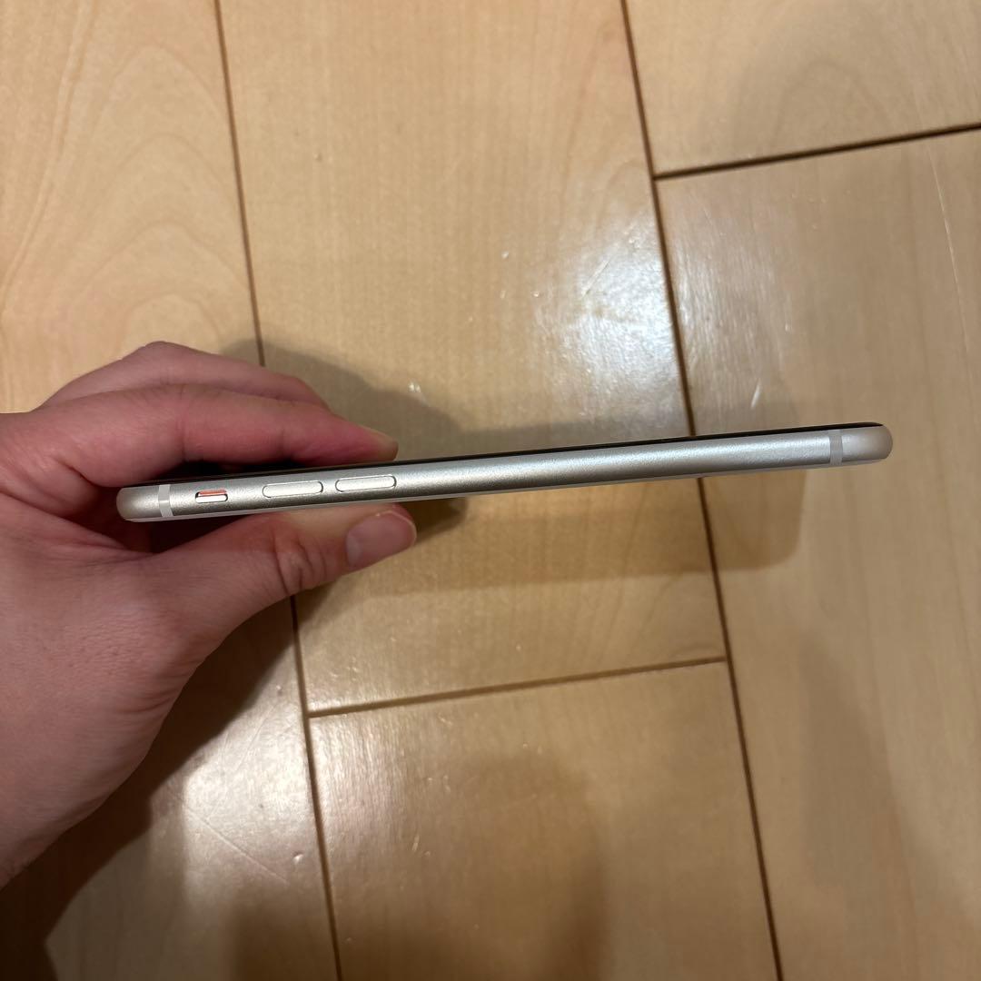 r*）様 SIMフリー iPhone SE3 256GB 第3世代