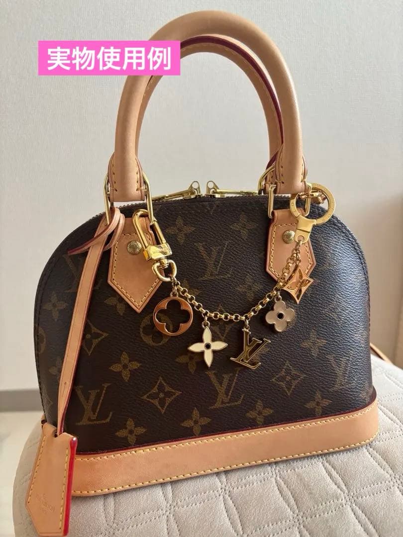 美品！ルイヴィトン　正規品フルール ドゥ モノグラム バッグチャーム